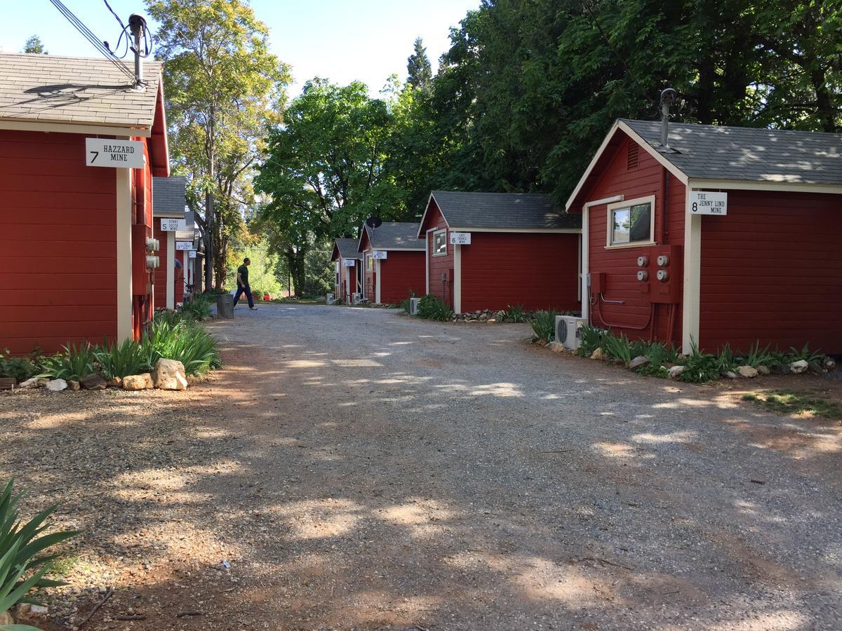 Мотель Miner'S Camp Foresthill Екстер'єр фото